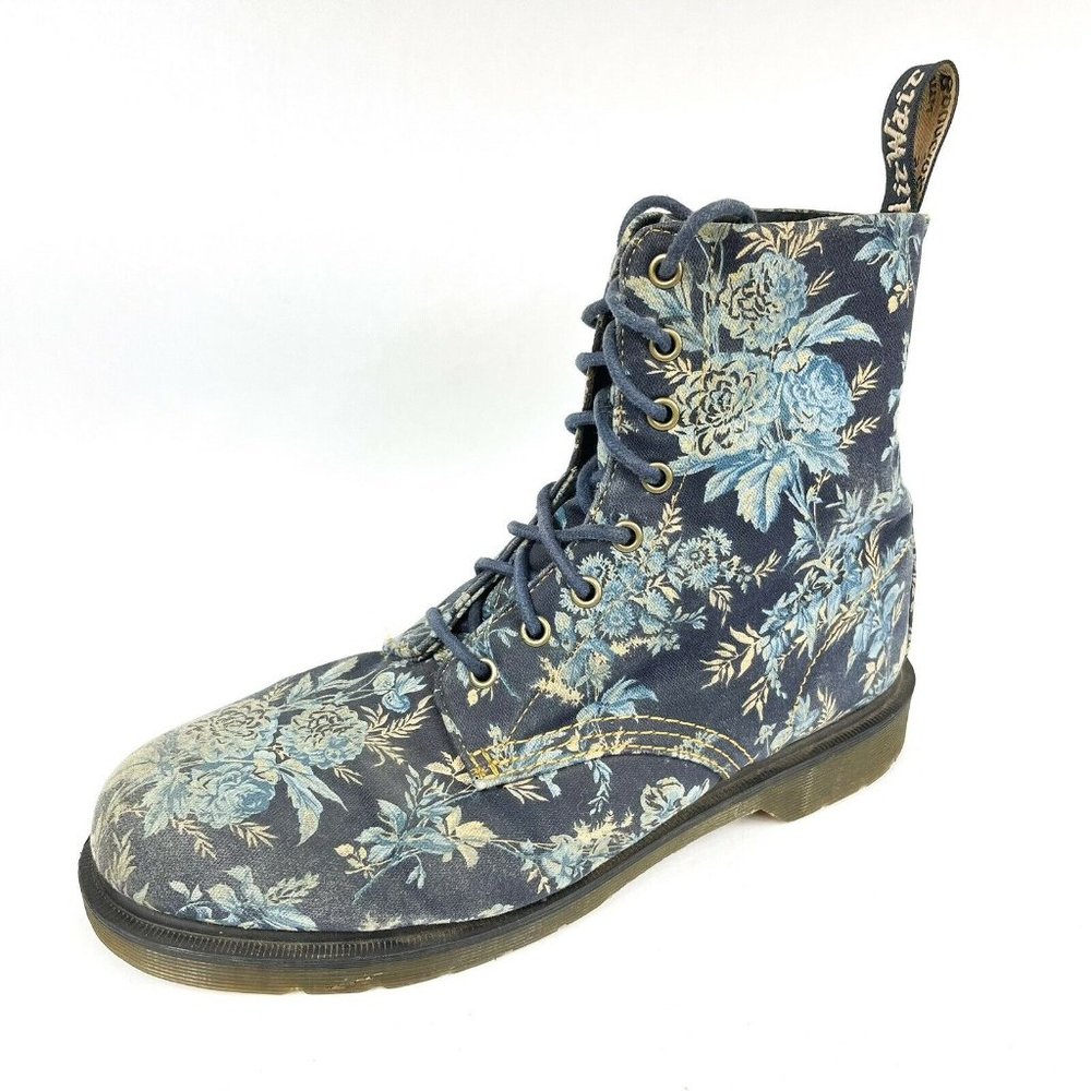 Dr Martens Beckett Boots Doc Martens Floral Combat